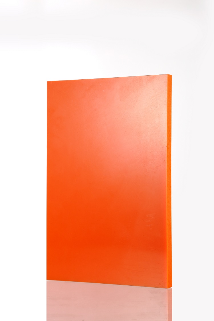 <a href=http://www.dj7e98.com/product/2/1/35.html target=_blank class=infotextkey>超高分子量聚乙烯板</a>材有什么特殊